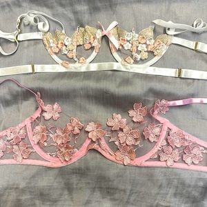 brand new never worn, bought too small